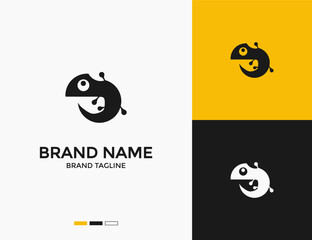 simple gecko silhouette logo design