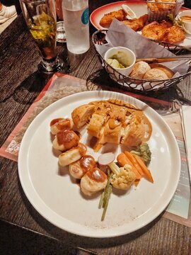 delicious chicken and bread menu for dinner