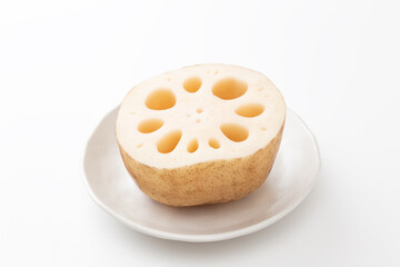 カットしたれんこん　白バック