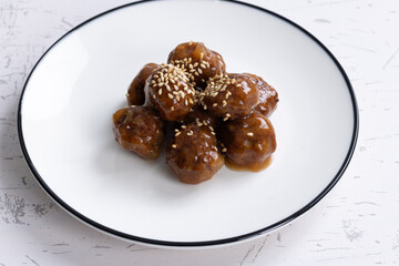 ミートボール　meatball