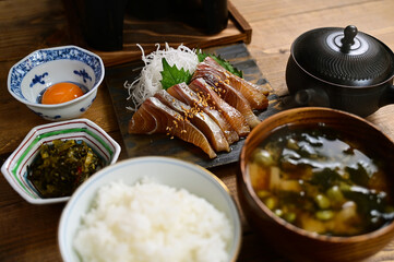 一汁二菜の食卓