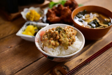 一汁二菜　納豆ご飯