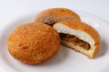 カレーパン　惣菜パン