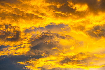 Enjoy a panoramic view of the skyline. The sun rises in the morning sky with colorful clouds. and beautiful cloud patterns In the soft light of the morning	
