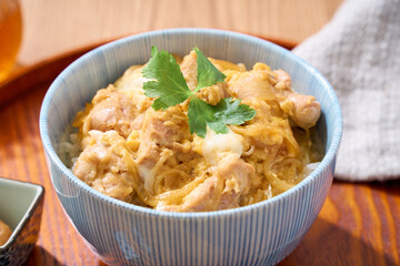 親子丼｜鶏肉と卵の定番和食丼もの