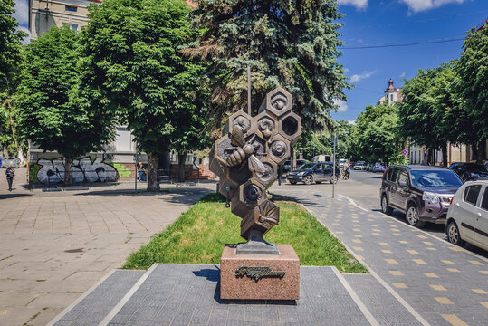 Ternopil, Ukraine - June 9, 2017: Statue of a working bee in Ternopil city