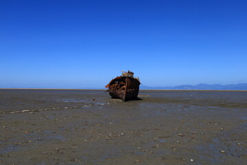 The Janie Seddon shipwreck is located on the Motueka foreshore