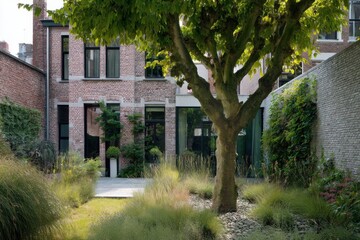 Discover a stunning garden retreat that combines lush greenery with contemporary architecture, all set against the backdrop of an urban landscape during bright daylight hours