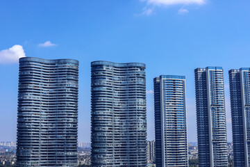 The high-rise building beside the Chengdu Convention and Exhibition Center © ZCFei