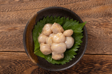 イカのくちばし（塩辛味）とんび