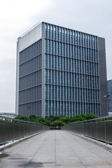 Obraz premium High-rise buildings and pedestrian overpass pavements