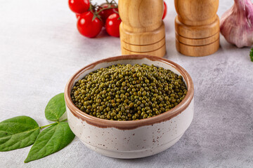 Raw dry green mash bean