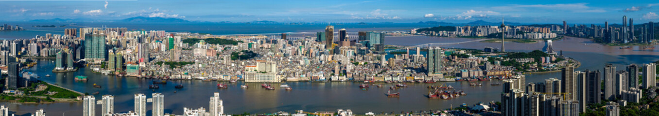 Obraz premium Macau Cityscape and Zhuhai City at Day