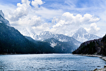 T&iacute;tulo	
Image of Sant Maurici Lake with snow-capped mountains, in the Aig&uuml;es Tortes National Park, in the Lleida Pyrenees, Catalonia, Spain