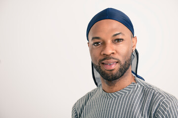 Fototapeta premium Portrait of black fashion American wearing great looking clothes