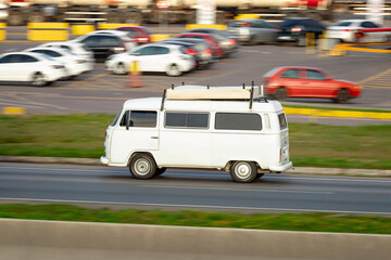Retro on the Road: Classic Van Cruises Ahead