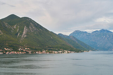 Picturesque mountain lake with natural beauty
