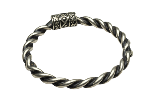 Unique Twisted Silver Ring Celtic Knot Design Handmade Jewelry Elegant Fashion Accessory isolated on transparent background