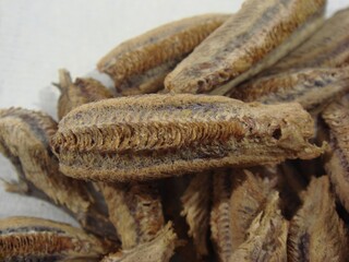 Mantis egg case, called Sangpyocho in Korea, is a dried insect medicine used in traditional herbal...