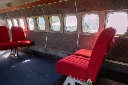 alte Flugzeug-Einrichtung, verlassener Flugzeugfriedhof von den 70er Jahren