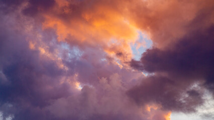 奄美大島の夏の夕暮れ。夕暮れの空。