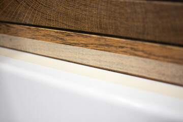 Preparatory work before sealing the grout by the tiler with silicone