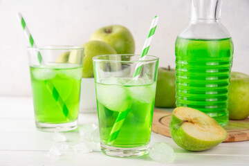 Homemade green apple lemonade cocktail