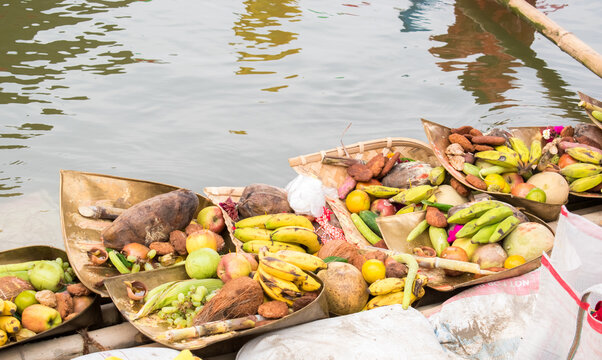 Beautifully arranged chhath puja dala or basket at the river bank. it is a famous hindu festival, dedicated to God Sun.