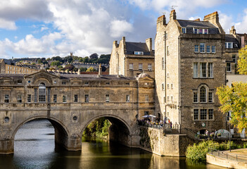 Pulteney bridge over the river Avon in Bath
