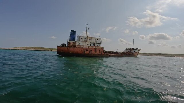 Playa de trudille dentro del parque nacional jaragua republica dominicana
