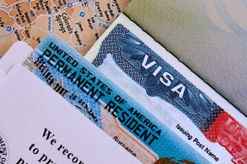 Obraz premium U.S. VISA United States of America. American Lottery Green Card Visa on USA map background