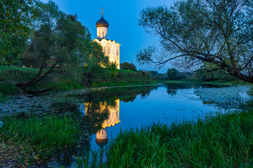 Church of the Intercession on the Nerl in the evening