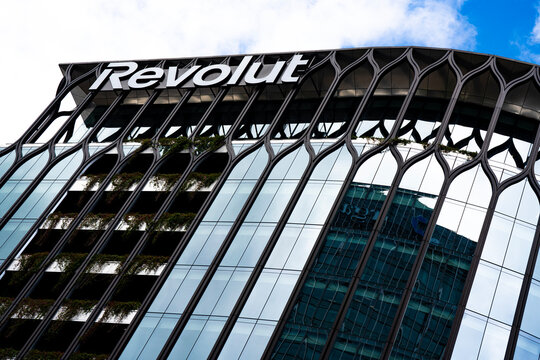 YY Building (30 South Colonnade), Revolut Fintech Company, Canary Wharf Financial District, East London, England, UK - September 2025