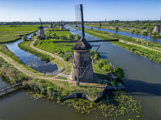 Unesco Werelderfgoed Kinderdijk Molens, Ancient Windmills in Kinderdijk in Netherlands, near Rotterdam