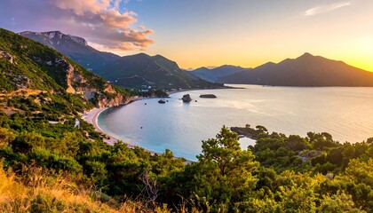 Obraz premium Panoramic view of a beautiful bay at sunset