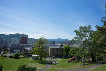 高台から見た街の風景
