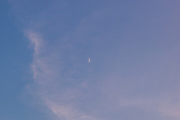 夕空と月