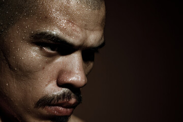 Obraz premium person attentively using mobile app to evaluate products in store against clean background