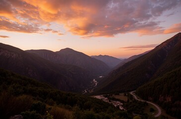 Obraz premium sunrise in the mountains
