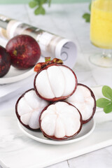 Fresh Mangosteen Tropical Fruit from Thailand Yunnan White Segments Purple Rind Exotic Asian Food