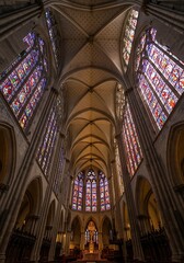 聖堂の幾何学模様