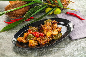 Potato with bell pepper and gravy