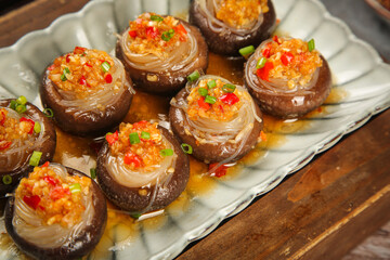 Teppanyaki Stuffed Mushrooms with Garlic and Vermicelli Noodles Japanese Signature Dish