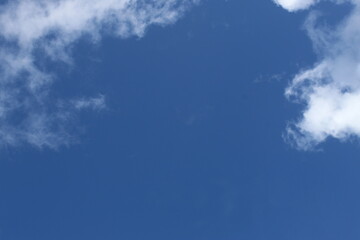 Belles photos de nuages dans un beau ciel bleu