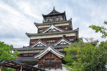 Obraz premium Traditional Japanese Samurai Castle of Hiroshima, Honshu, Japan, Asia