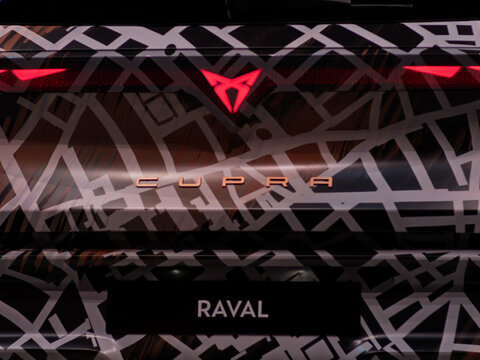 CUPRA Raval: A Stylish Electric Vehicle with Innovative Design