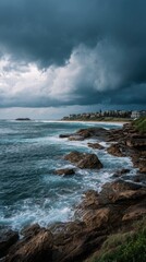 Obraz premium Coastal view with dramatic skies over the ocean