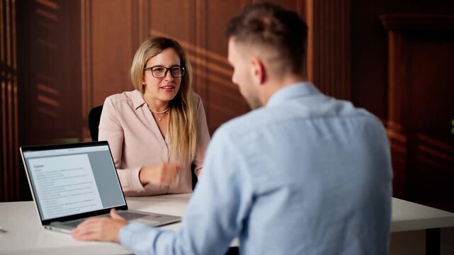 Client Argument And Fight With Lawyer
