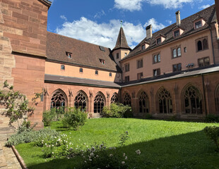 Der Kreuzgang des Bischofshof am Baseler M&uuml;nster