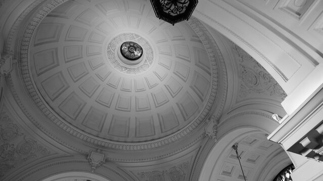Intricate Museum Dome Ceiling in a Grand Architectural Hall